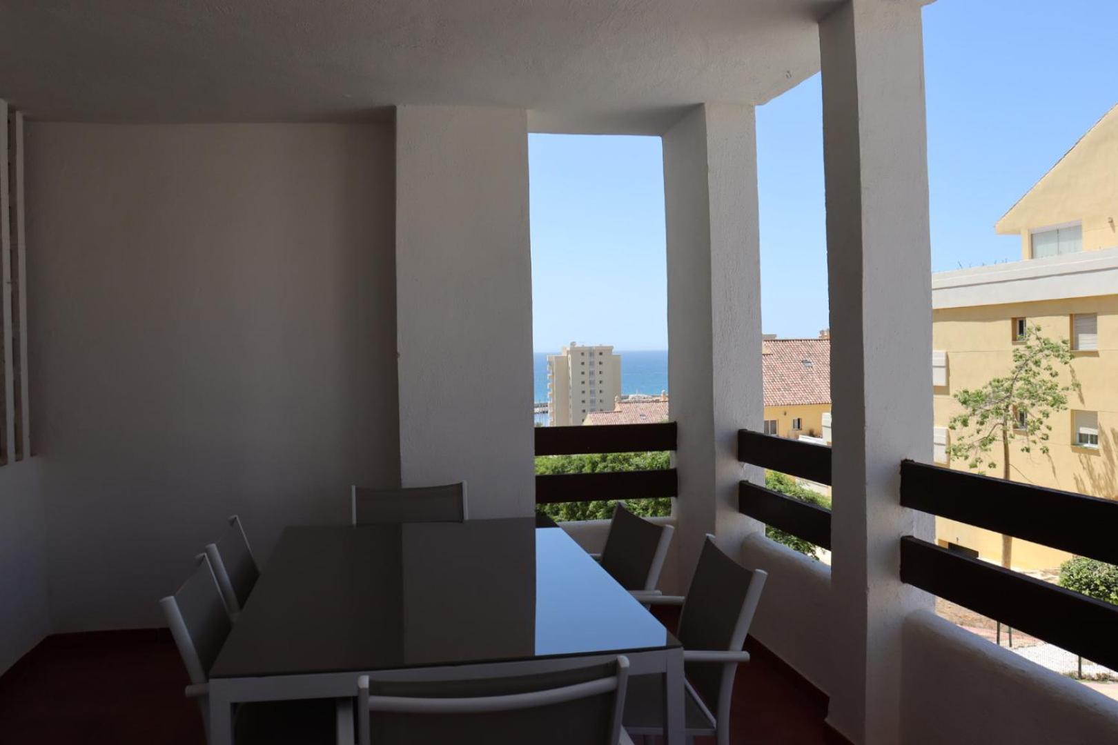 דירות אסטפונה Port View - Reina Sofia מראה חיצוני תמונה
